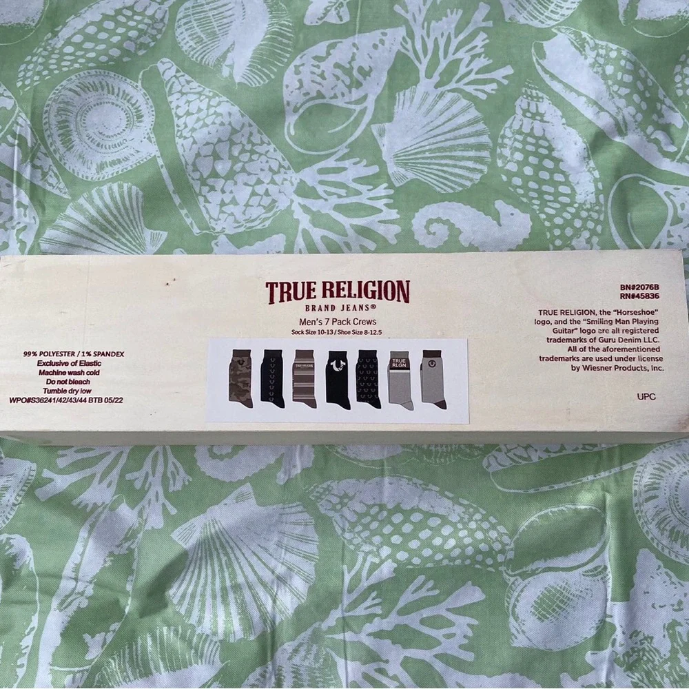 Men’s True Religion 7 Packs of Socks